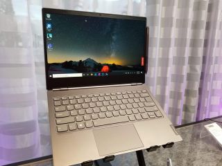 Revisión práctica de Lenovo ThinkBook Plus: la mejor computadora portátil multitarea