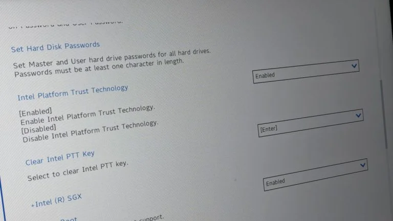 TPM 2.0 Facturas La falla de seguridad puede dejar a las personas vulnerables a los piratas informáticos: ¿su computadora portátil fue pirateada?